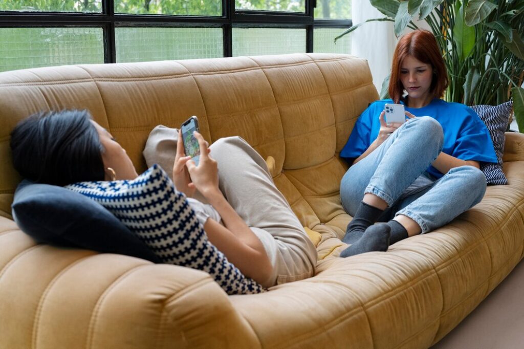 L-Shaped Recliner Lounge: How to Choose the Perfect One for Your Living Room