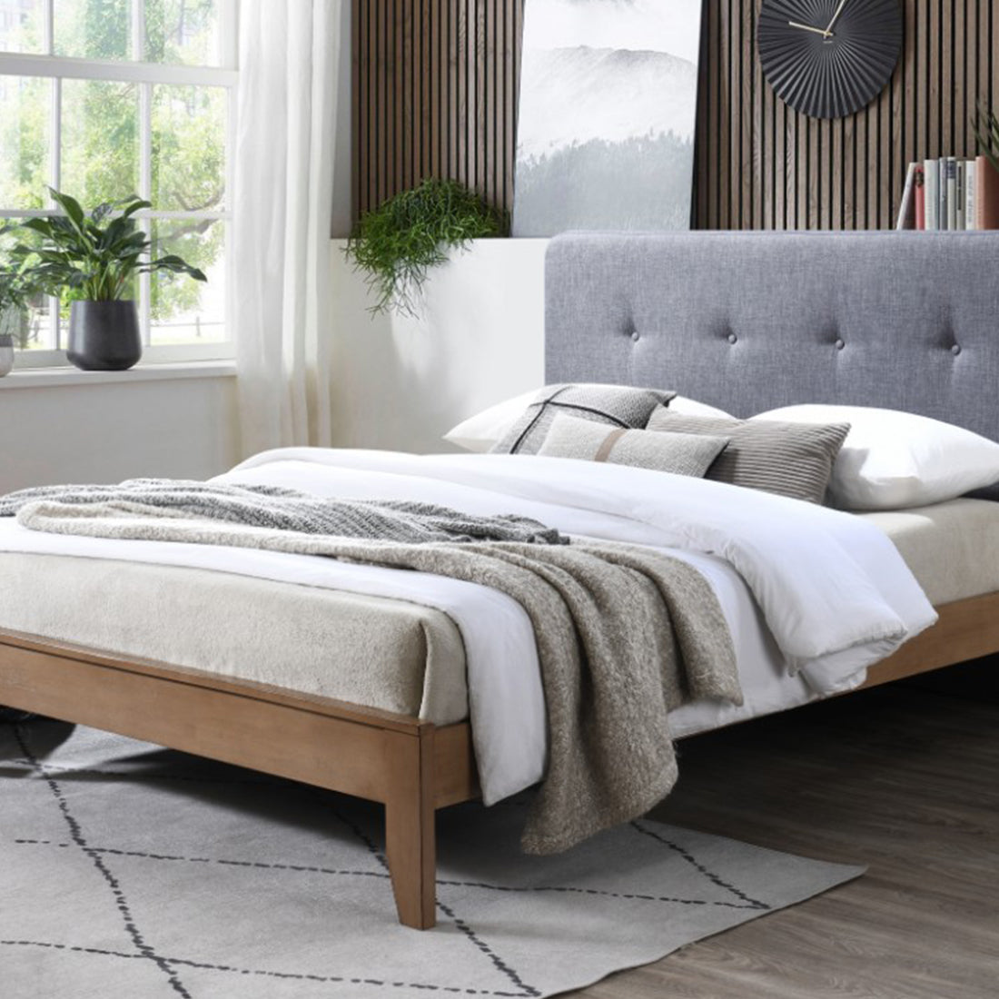 DALLAS FAB D/BED W/USB