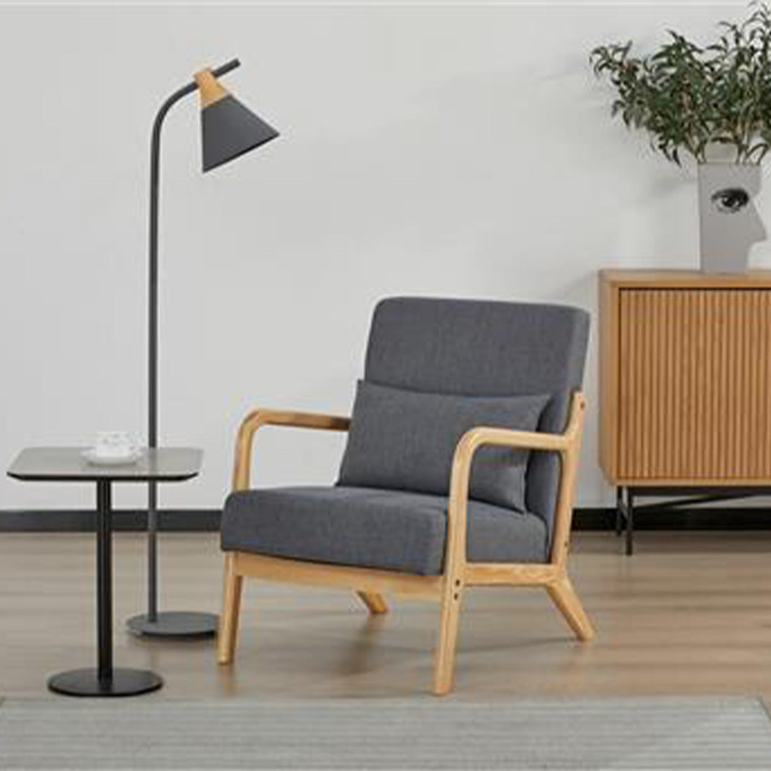 KAMDEN ARM CHAIR 7