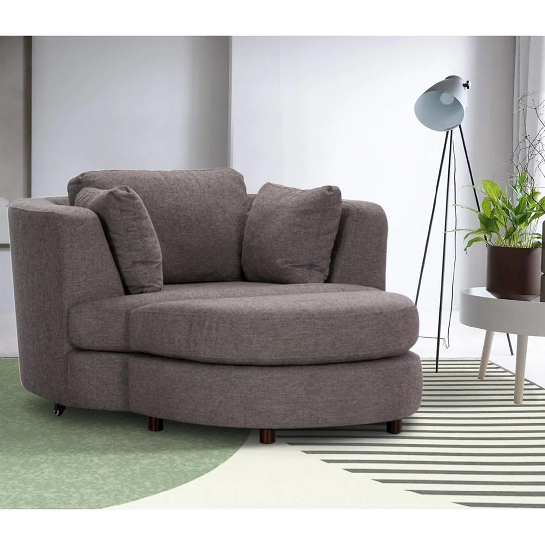 Oyster Swivel Chair with Ottoman